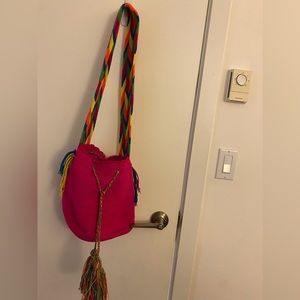 I live in a rainy city, why didn’t I think of that before purchasing this bag?